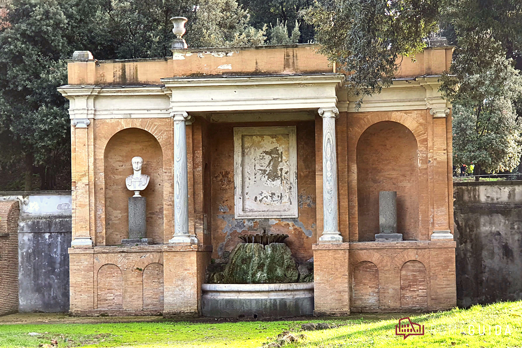 Visita guidata Villa Torlonia Casina Civette